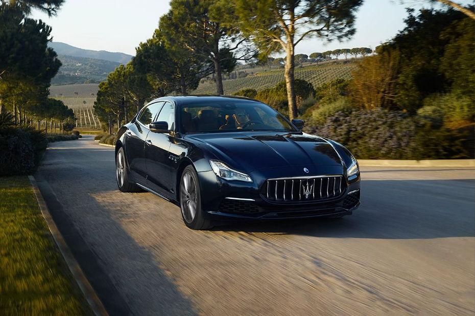 Maserati Quattroporte front image